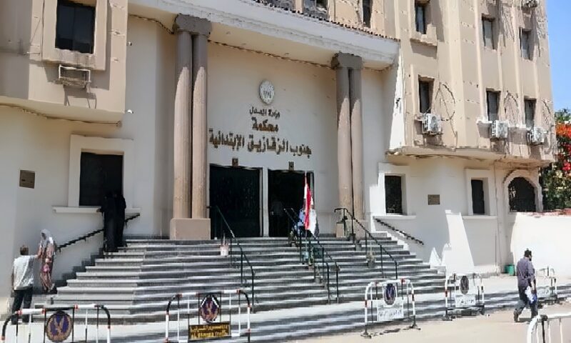 اليوم.. جنايات الزقازيق تنظر محاكمة شاب متهم بإشعال النيران في جارته