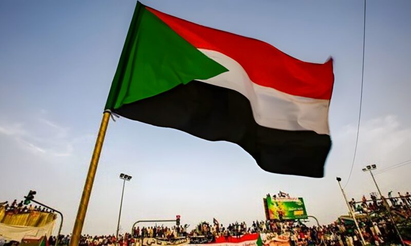 قمة العلمين الرباعية تؤكد دعم وحدة وسلامة السودان.. وترفض أي مساس بسيادته أو مساندة المرتزقة