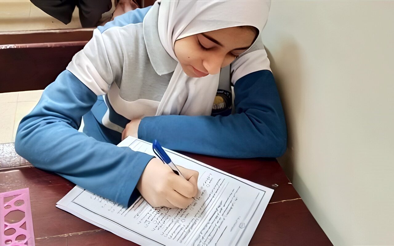 الفرصة الأخيرة.. تعرف على آخر موعد لتسجيل استمارة الشهادة الإعدادية 2027