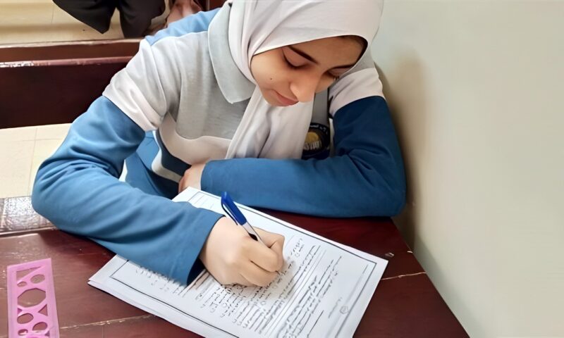 الفرصة الأخيرة.. تعرف على آخر موعد لتسجيل استمارة الشهادة الإعدادية 2027