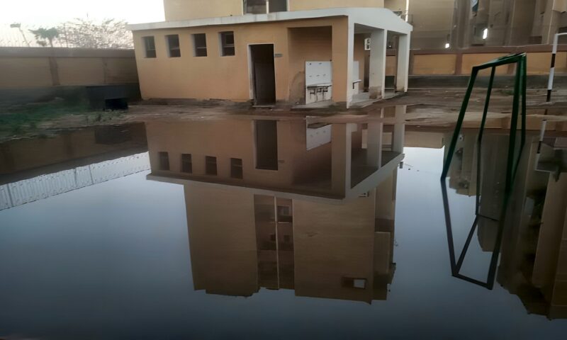 محافظ سوهاج يوجه بتطهير محيط مدرسة الصباح بجرجا من مياه الصرف