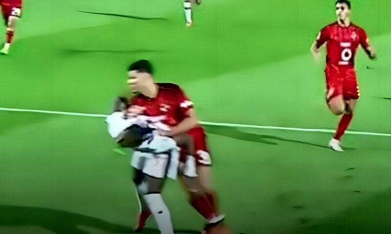 خبير تحكيمي يحسم الجدل بشأن ركلة جزاء الزمالك أمام الأهلي في القمة 133