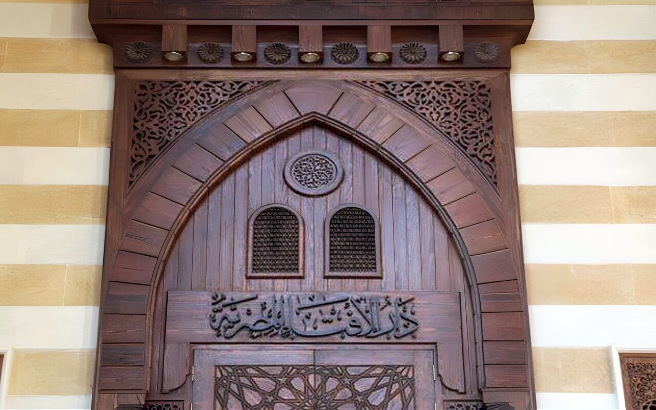 الإفتاء تحسم الجدل حول حكم بيع السجائر والمعسل.. حلال أم حرام؟