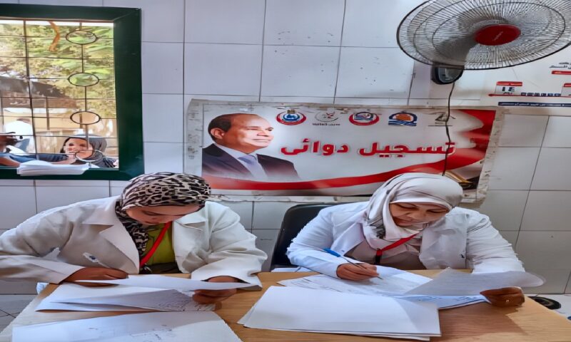 الكشف على 680 مواطناً خلال قافلة طبية بقرية حجازة قبلي في قوص بقنا