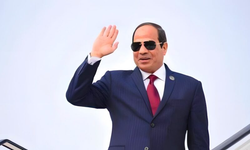 الرئيس السيسي يعود إلى أرض الوطن عقب زيارته إلى روسيا والمجر