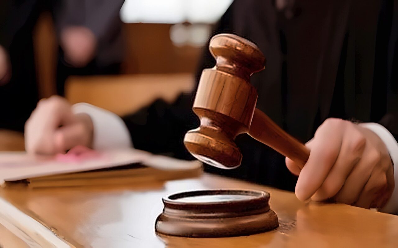 استكمال محاكمة 10 مسؤولين بمستشفى 6 أكتوبر في قضية «العمى الجماعي» غدًا