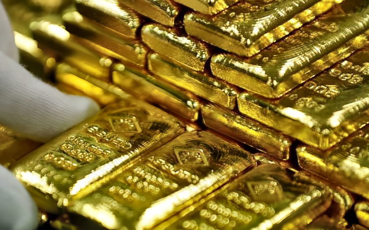 أونصة الذهب تسجل 4157 دولارا وسط توقف ارتفاع النفط وتراجع الدولار