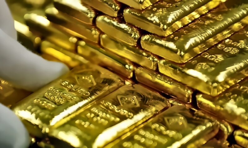 البنك المركزي يشترى 3 آلاف أونصة ذهب خلال سبتمبر الماضي لدعم الاحتياطي