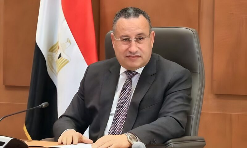 قرارات جمهورية بتعيين رئيس جامعة قناة السويس ونواب رؤساء جامعات وعمداء كليات