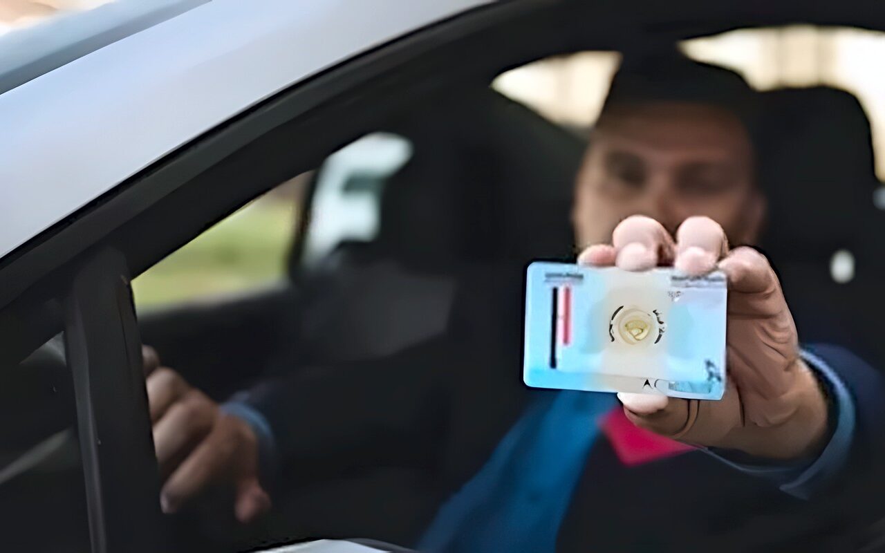 ترخيص السيارات إلكترونيا.. رابط خطوات الحصول على الخدمة والرسوم الجديدة