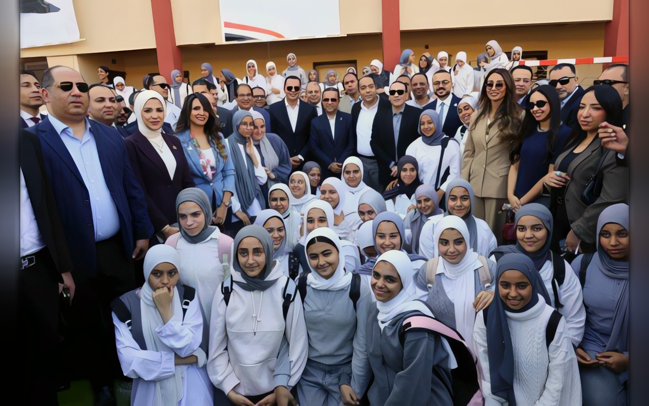 محافظ المنوفية يفتتح مدرسة حسين عزت الثانوية بقرية مليج