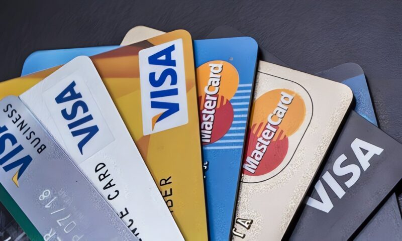 ماذا تفعل عند فقد البطاقة البنكية؟.. خطوات إيقافها واستصدار بطاقة بديلة