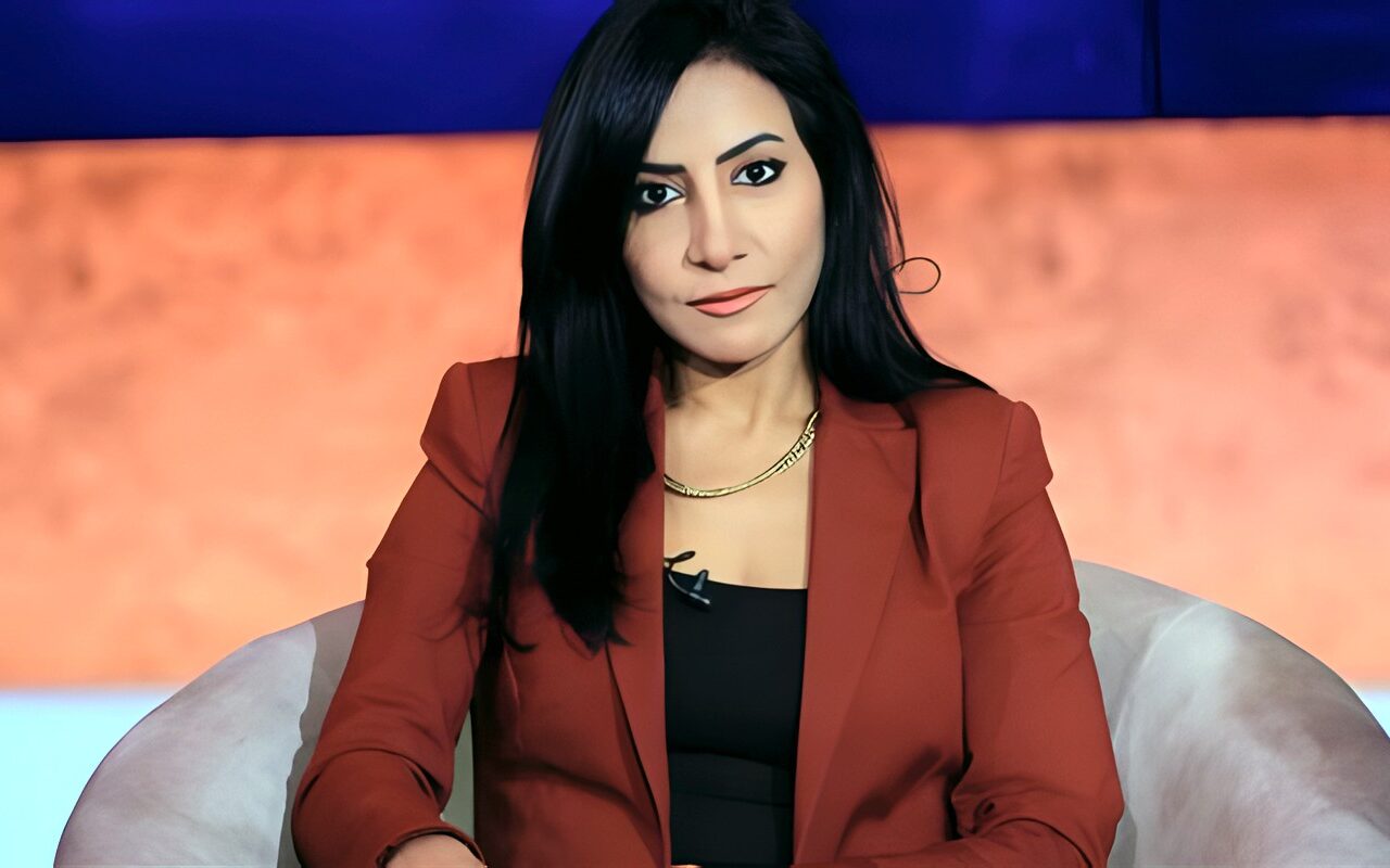 «إيران وما فيها».. كتاب جديد للدكتورة هدى رؤوف يرصد صعود مشروع الهيمنة الإيرانية وانحساره