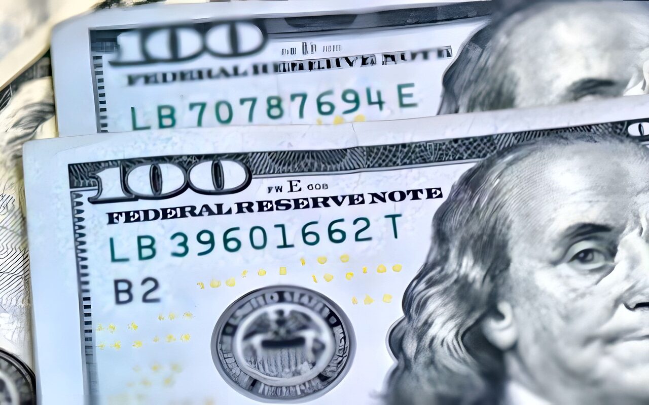 سعر الدولار في مصر اليوم الأربعاء.. آخر تحديث في البنوك والصرافة