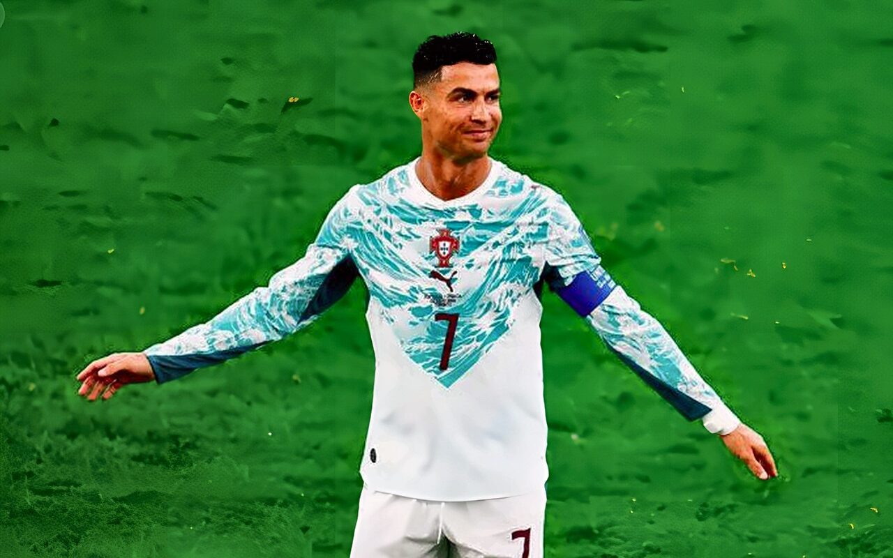 بعد أزمته مع جيسوس.. كريستيانو رونالدو يعود إلى السعودية بطائرته الخاصة