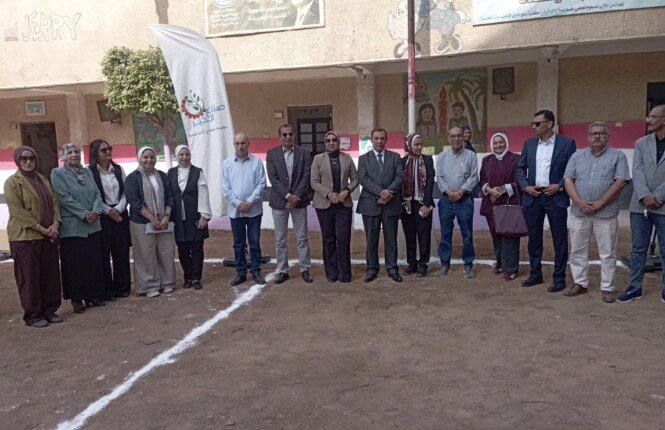 مدير تعليم بني سويف يفتتح مدرسة التربية الفكرية بعد رفع كفاءتها