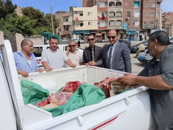 ضبط 460 كيلو لحوم فاسدة وغير صالحة للاستهلاك الآدمي في حملات مكبرة ببني سويف