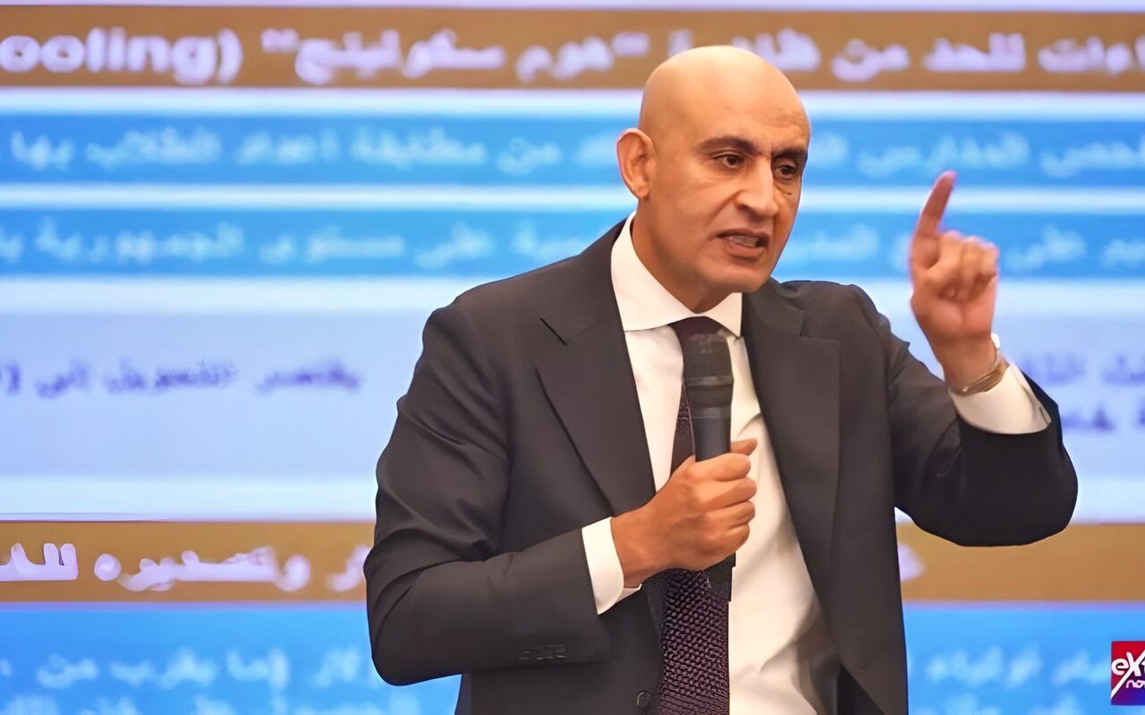 التعليم تكشف حقيقة فرض 25 ألف جنيه رسومًا لامتحانات الهوية القومية وتقسيم الدراسة إلى 4 فصول