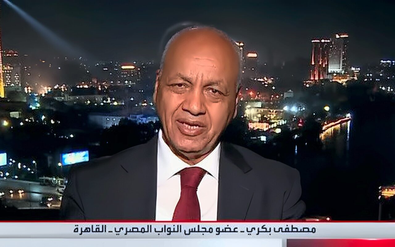 مصطفى بكري ينتقد الموقف الإثيوبي: على آبي أحمد حل أزماته الداخلية بعيدًا عن مصر