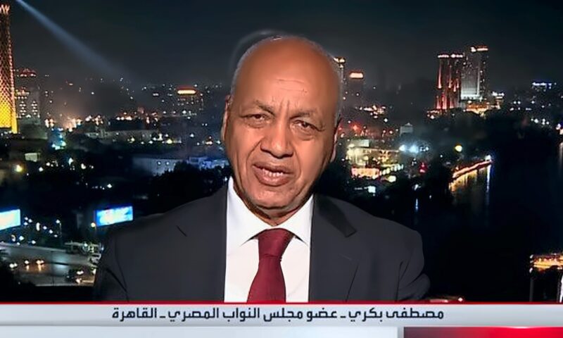 مصطفى بكري ينتقد الموقف الإثيوبي: على آبي أحمد حل أزماته الداخلية بعيدًا عن مصر