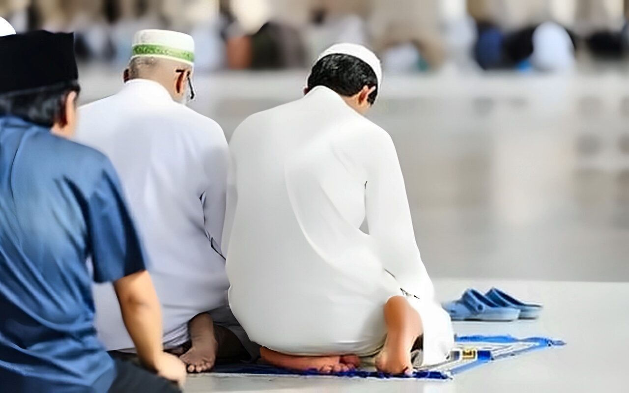 موعد أذان الفجر.. مواقيت الصلاة اليوم الأحد 4 أكتوبر 2026 في القاهرة والمحافظات