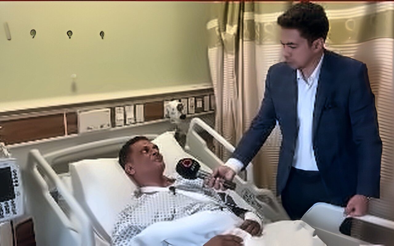 بعد إصابته في هجوم السعودية.. «مصري» يشيد بتحرك السفارة للاطمئنان على حالته