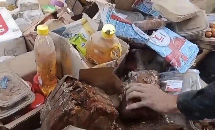 ضبط 250 كجم أغذية فاسدة و500 لتر زيت مجهول المصدر في حملة بالمنيا