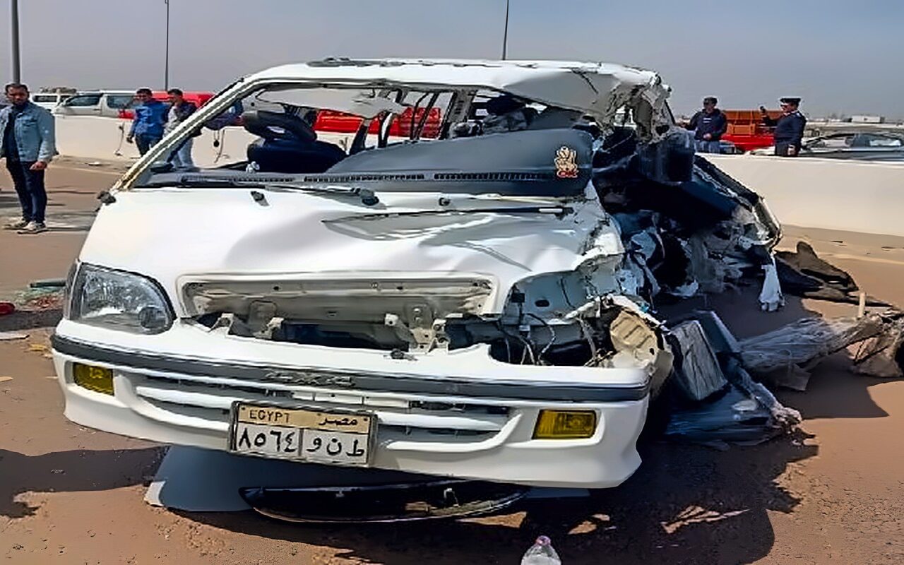 مصرع فتاه و إصابة 7 آخرين في حادث سير على الطريق الدولي بالإسكندرية