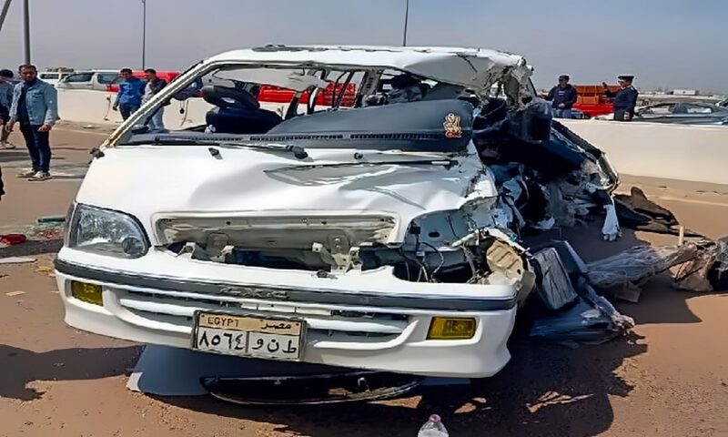 مصرع فتاه و إصابة 7 آخرين في حادث سير على الطريق الدولي بالإسكندرية