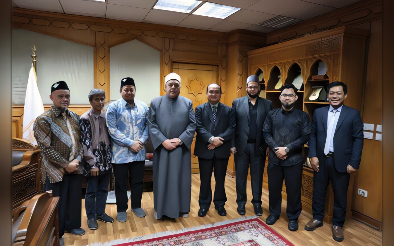 الأزهر يبحث تعزيز التعاون العلمي والدعوي مع جمعية الإرشاد الإسلامية بإندونيسيا