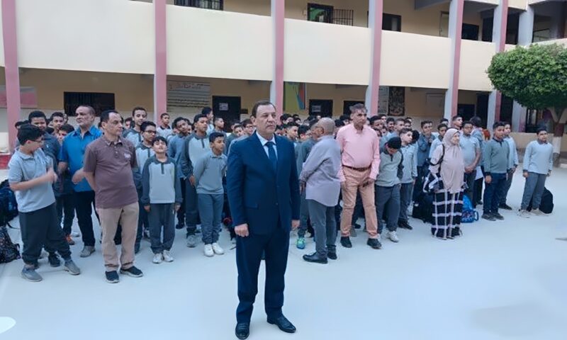 مدير تعليم بني سويف يتفقد عدداً من المدارس ويُشدد على رفع مستوى القراءة والكتابة والحساب
