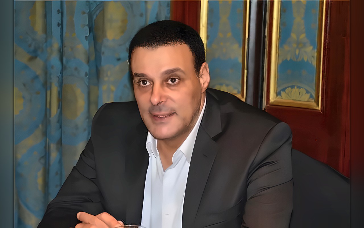 عصام عبد الفتاح يفجر مفاجأة بشأن حكم القمة بين الأهلي والزمالك: «قد يكون صوماليًا»