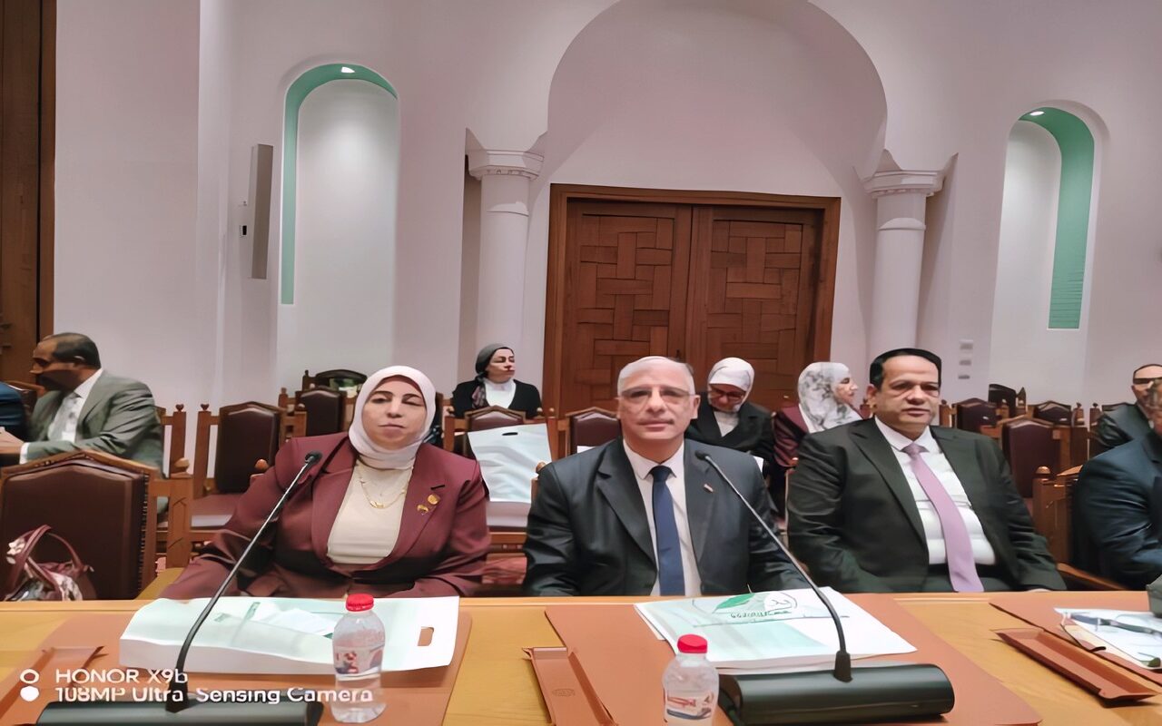 مدير تعليم قنا يشارك في إطلاق مبادرة «بداية جديدة لضمان جودة التعليم 2» بجامعة الدول العربية
