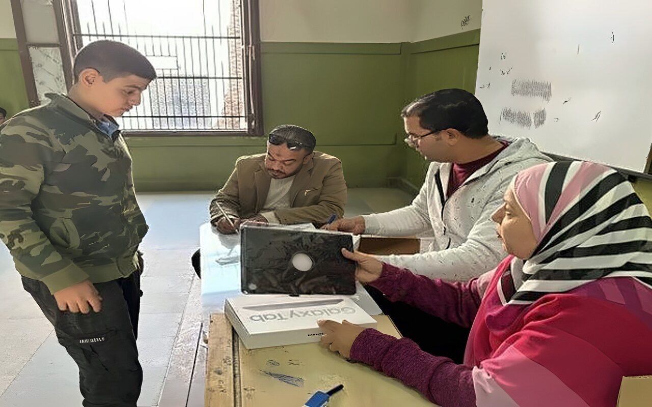 استلام تابلت أولى ثانوي 2026.. الأوراق المطلوبة من الطلاب قبل التسليم