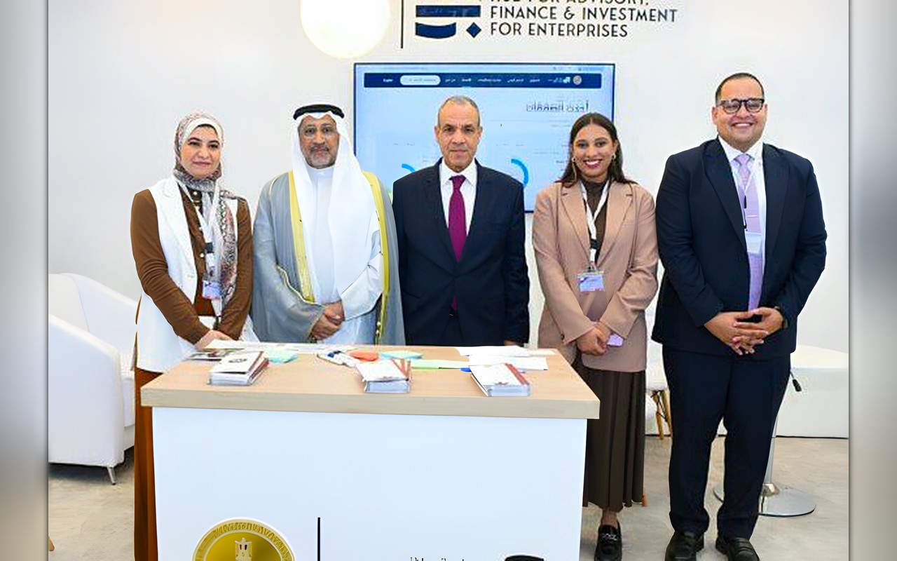 وزير الخارجية يبحث تعزيز التعاون مع المصرف العربي للتنمية في أفريقيا