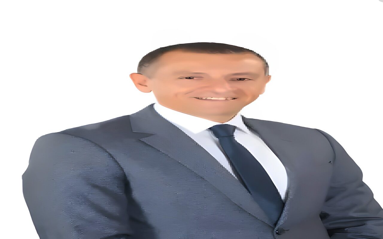 ​محافظ أسوان يهنئ الرئيس السيسي بالذكرى الـ53 لانتصارات أكتوبر المجيدة