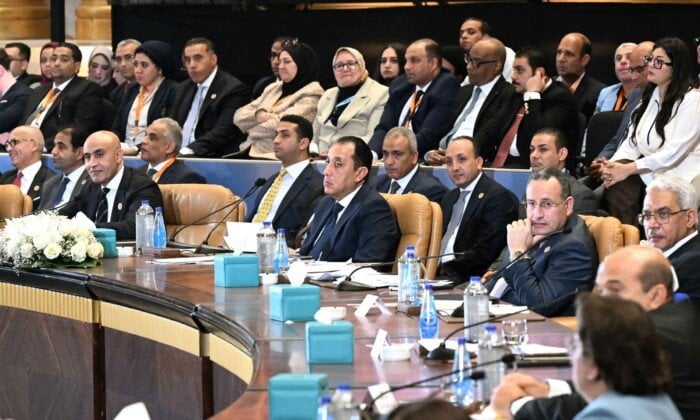 وزير التعليم: احتساب العربي والتاريخ بالمجموع في المدارس الدولية يبدأ في 2027-2028