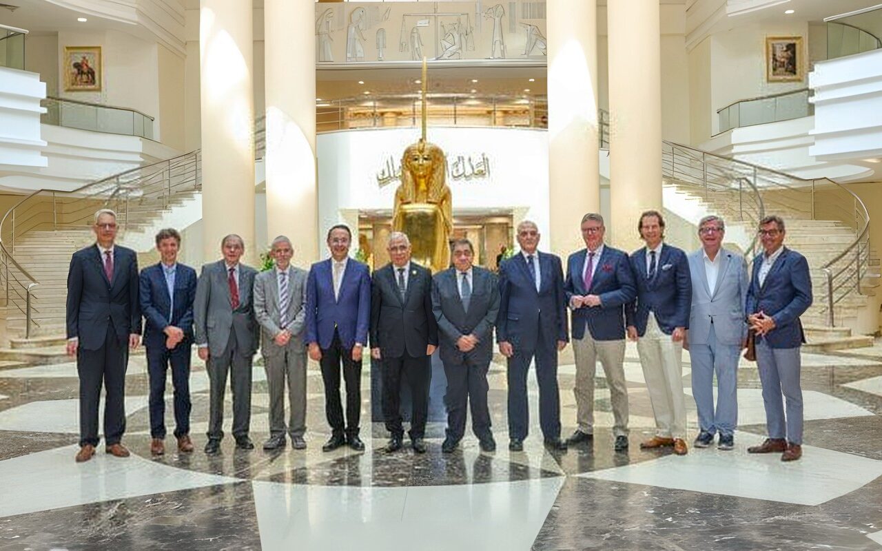 النائب العام يبحث مع الجامعة الألمانية بالقاهرة تعزيز التعاون المشترك