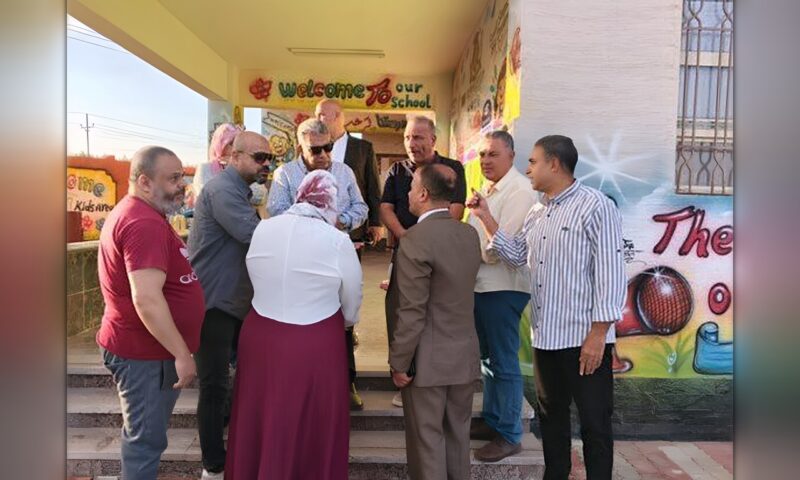 محافظ الدقهلية يتفقد المدرسة الرسمية للغات بالسنبلاوين ويطمئن على انتظام عمل أتوبيسات نقل الطلاب