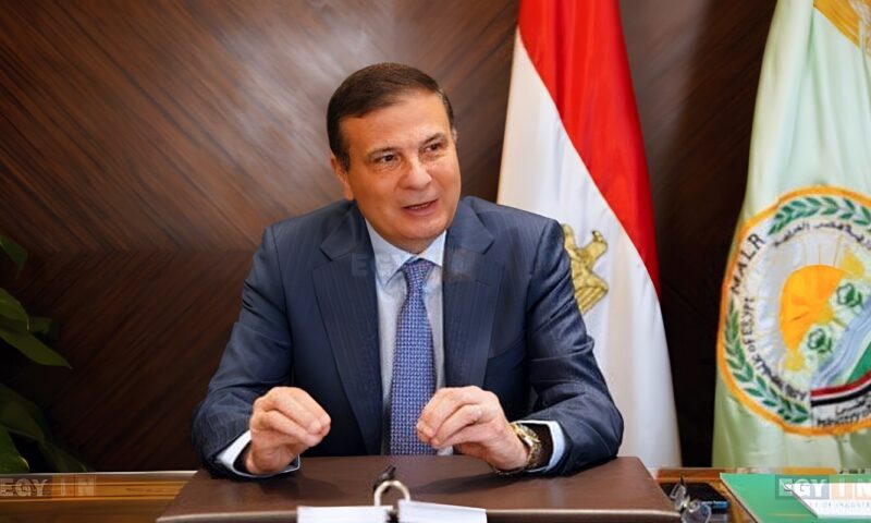 إصدار 359 ترخيص تشغيل لمشروعات الثروة الحيوانية والداجنة في النصف الأول من أكتوبر