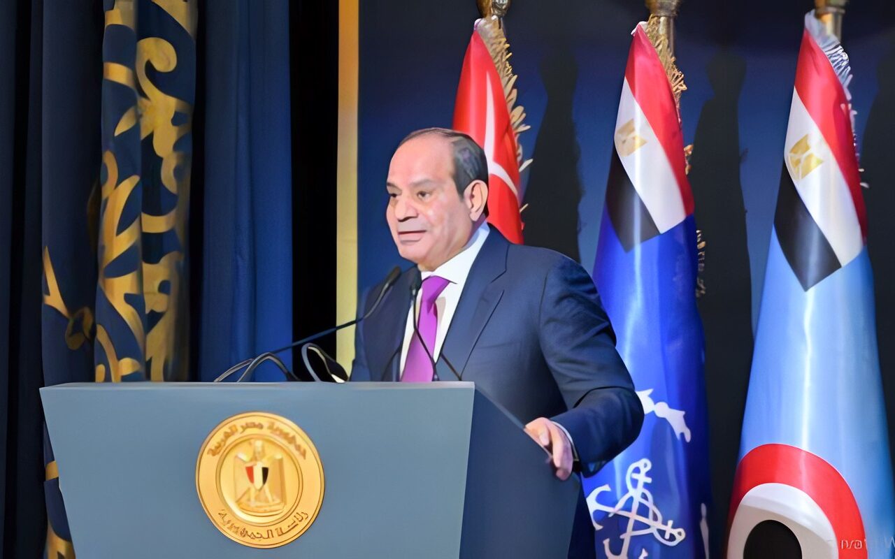 الرئيس السيسي: هيئة إدارة الأزمات ذراع داعمة للدولة والحكومة