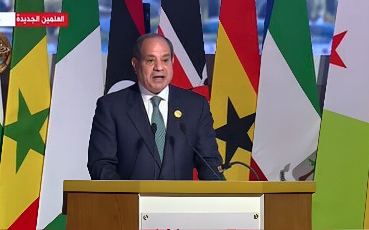 الرئيس السيسي: تجربة العلمين الجديدة تؤكد إمكانية تحويل الأرض من ساحة للمواجهة إلى منصة للاستثمار