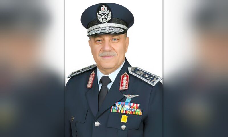 قائد القوات الجوية: التحديات المتزايدة تفرض مواصلة تطوير قدراتنا وإمكاناتنا العسكرية
