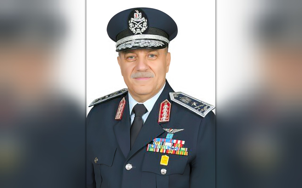 قائد القوات الجوية: التحديات المتزايدة تفرض مواصلة تطوير قدراتنا وإمكاناتنا العسكرية