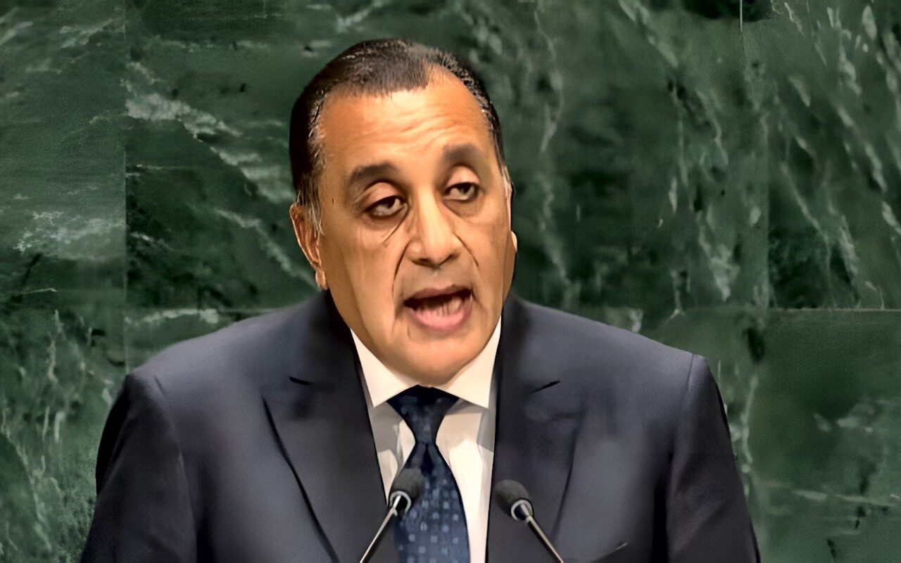 مدبولي: إنشاء مليوني وحدة سكنية وتطوير 350 منطقة غير آمنة منذ 2014