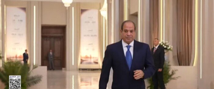 يرحل الجميع وتبقى مصر.. أبرز رسائل السيسي في افتتاح منتدى مصر 2026