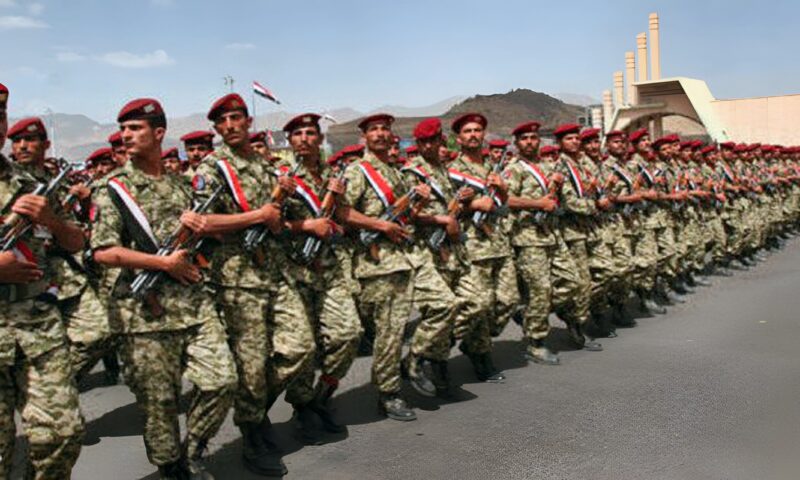 الجيش اليمني يشن هجمات على أهداف عسكرية حوثية في صنعاء