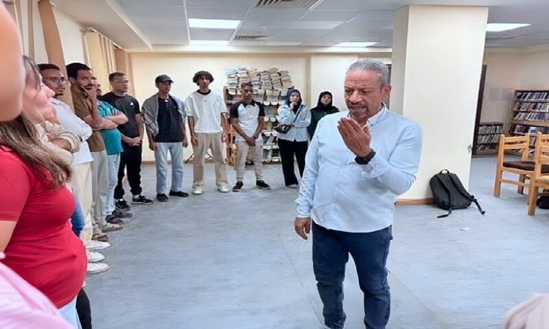 «حركة الممثل ولغة الجسد» في ختام ورشة أسس الإخراج المسرحي بقنا