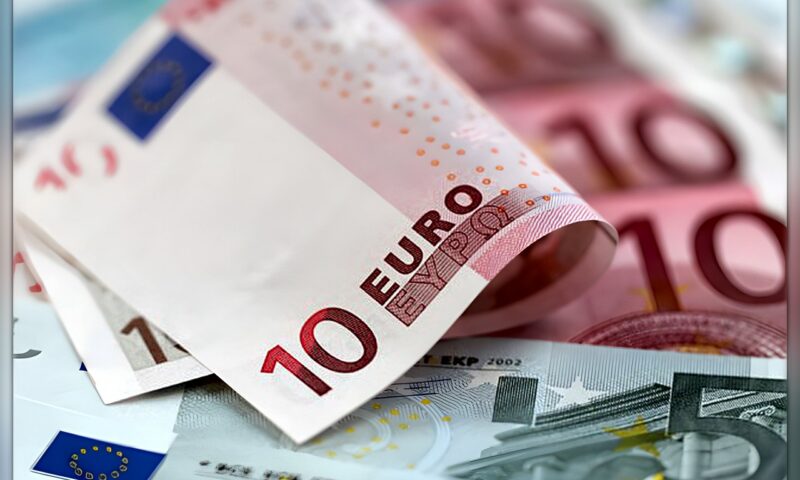 سعر اليورو مقابل الجنيه المصري اليوم الثلاثاء 13 أكتوبر 2026