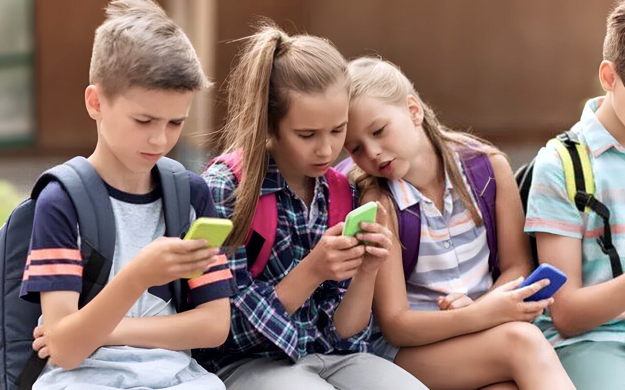 جيل ألفا يدخل عالم المال مبكرا.. 75% من الأطفال بعمر 8 سنوات يجرون مدفوعات رقمية